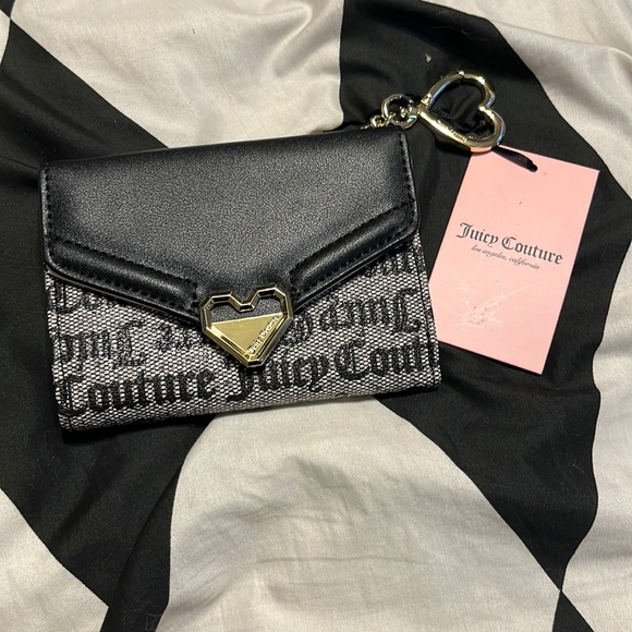 Large Tri fold Juicy Couture Wallet - Picture 1 of 5